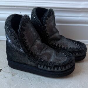 Mou Dark Metallic Silver Ankle Boots with Black Stitching Size 37